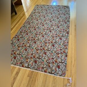 grey owl thin scarf / wrap EUC